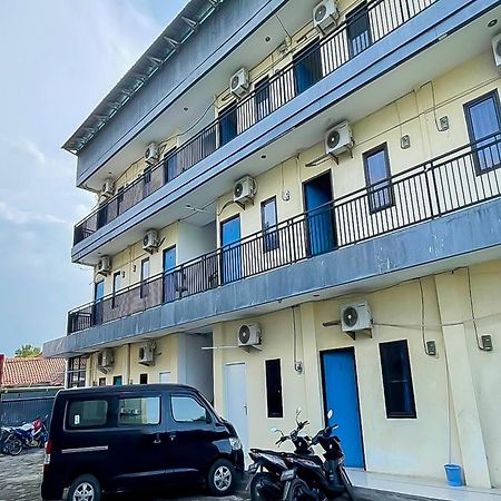 Richmond Guest House Cirebon Redpartner Eksteriør billede